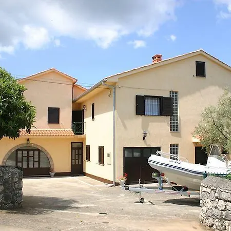 Kapela 4* Малинска